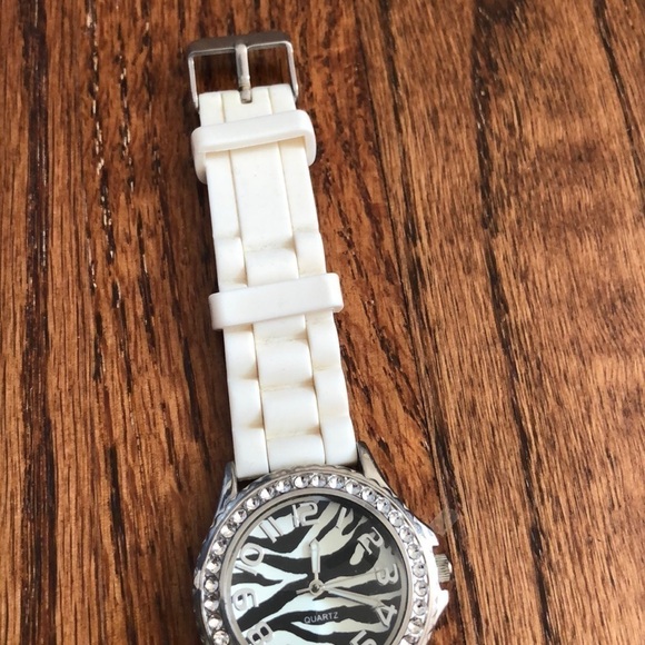 Women’s White Zebra Watch - Picture 3 of 6